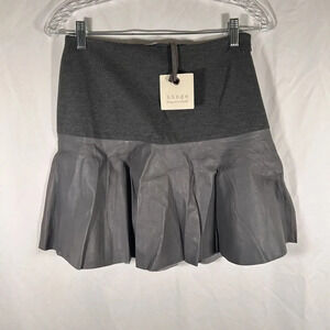Hinge Skirt Women's XS Grey Cloth & Leather Bottom Side Zip NWT